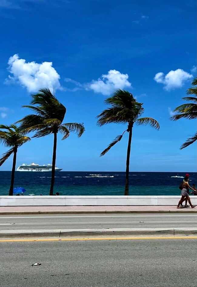 Fort Lauderdale Beach - 209 N Fort Lauderdale Beach Blvd