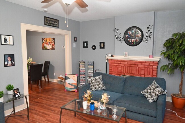 Foto del edificio - 2173 Ave J