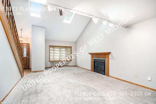 Building Photo - 3073 Plainfield Ave NE