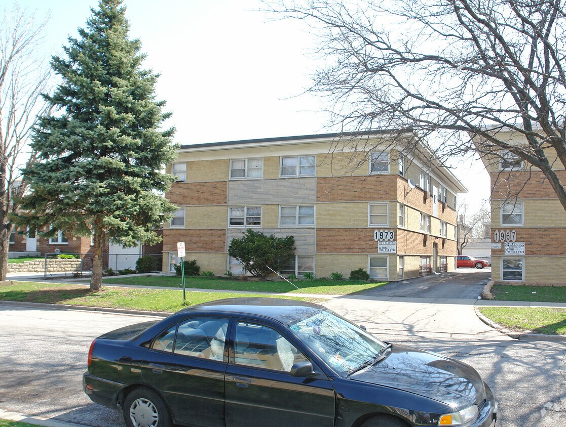 Foto del edificio - 1973 N 18th Ave
