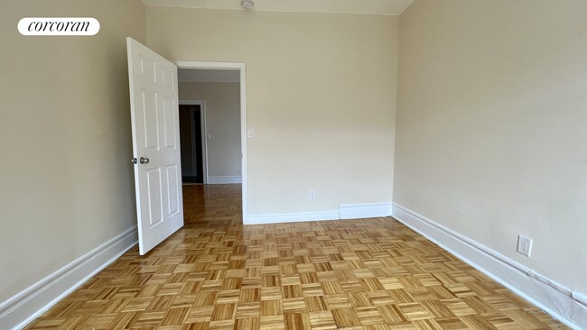 Building Photo - 1429 Ovington Ave