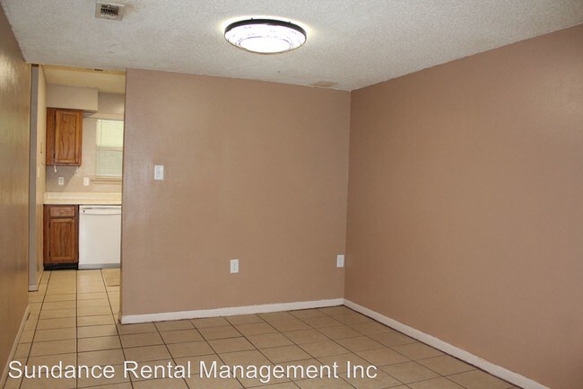 Building Photo - 3 br, 1.5 bath House - 1708 1st Avenue