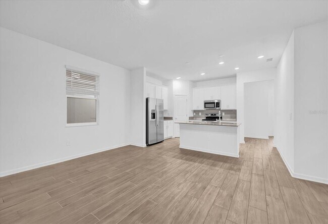 Foto del edificio - 1904 Rider Rain Ln