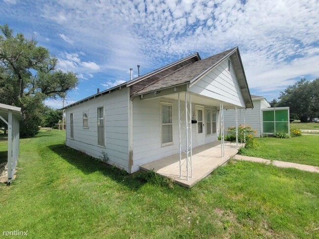 Building Photo - 2 br, 1 bath House - 205 Kansas Street South