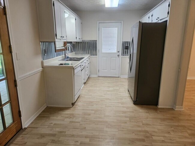 Foto del edificio - 4121 Burgundy Way