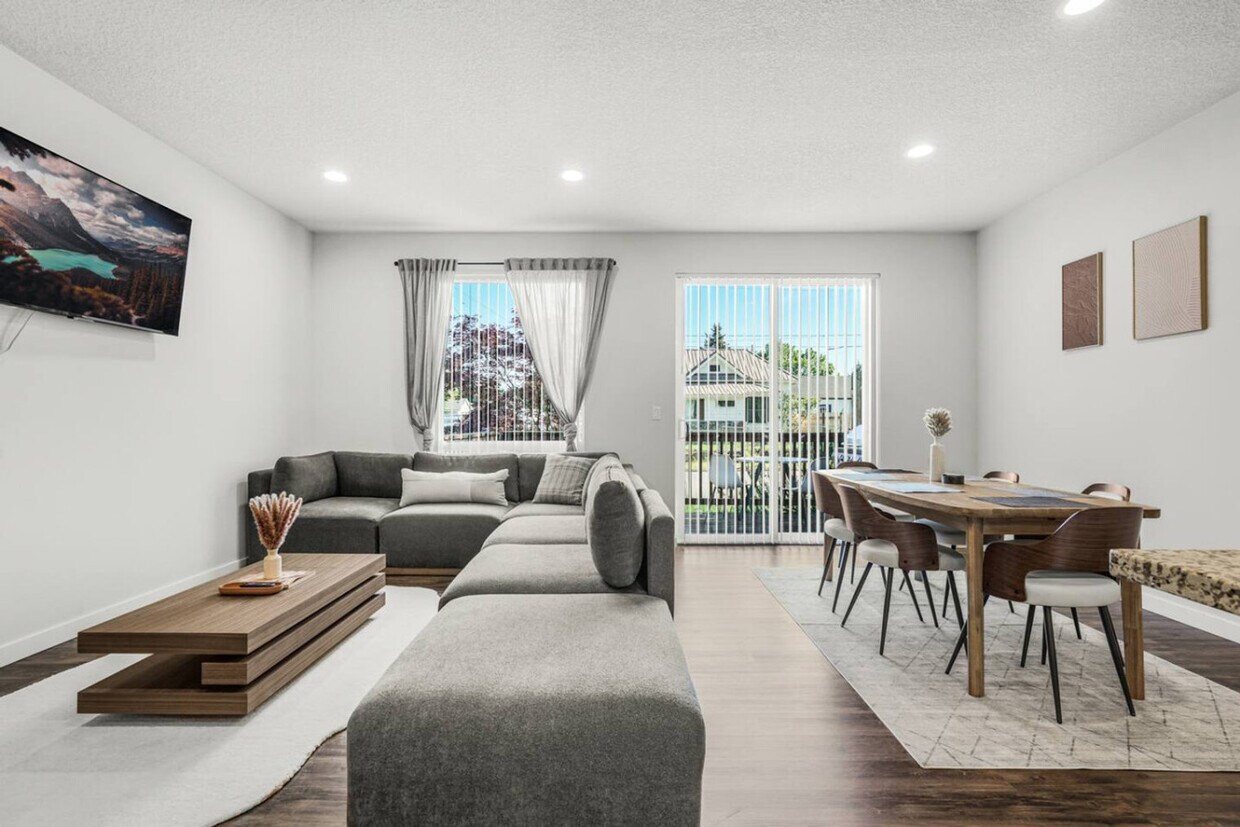 Foto principal - 2702 E 33rd St