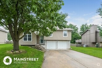 Building Photo - 104 W Calico Dr