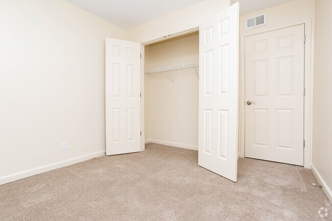 2BR, 1BA - 801 SF - Bedroom - Markwell Village