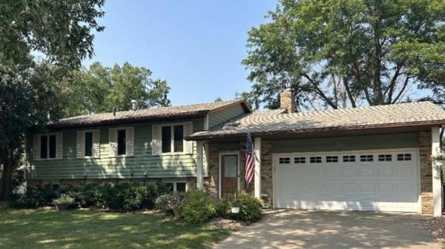 Building Photo - 156 Tamarack Ct