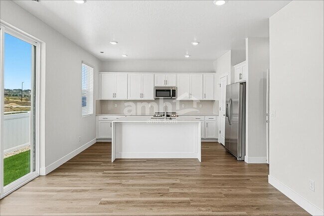 Building Photo - 5498 Damfield Ln
