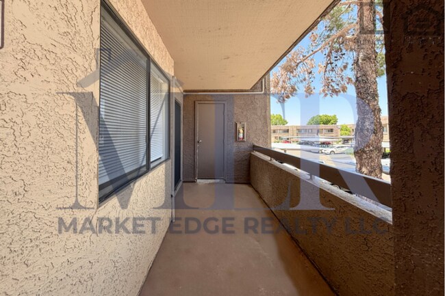 Foto del edificio - 2Bed/2Bath Apt at Greenway/35th Ave! Move-In Ready on 08/06/2026!