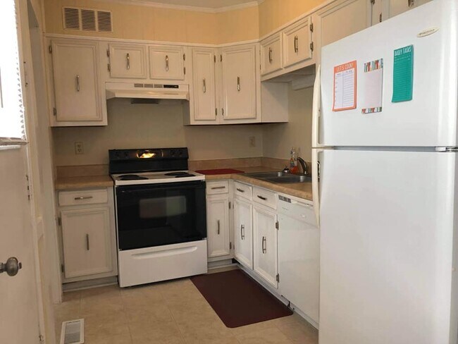 Foto del edificio - 225 Baugh Ln NE