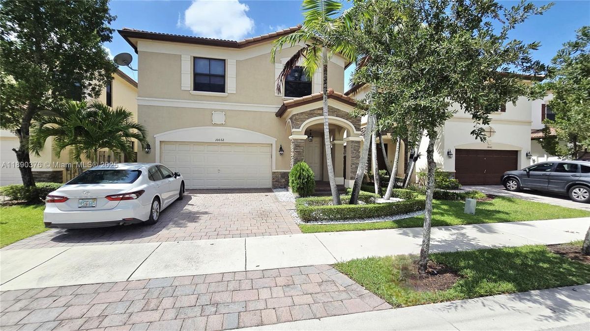 Foto principal - 10032 NW 87th Terrace