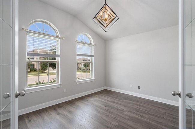 Foto del edificio - 520 Middle Brook Dr