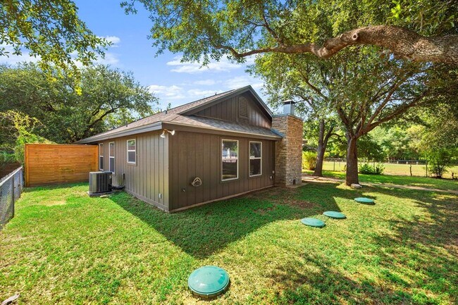 Foto del edificio - 1601 West Ln