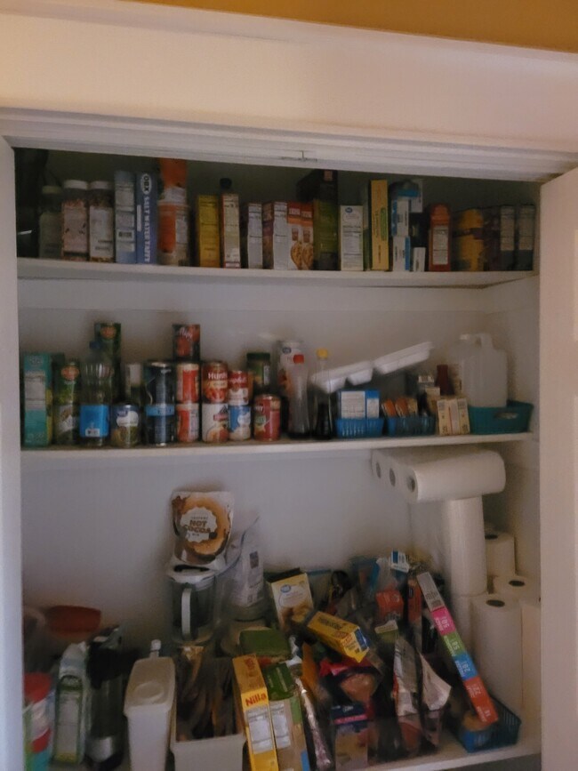 Building Photo - 13970 Richmond Rd