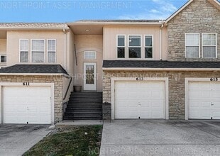 Building Photo - 613 S Woodson Ln