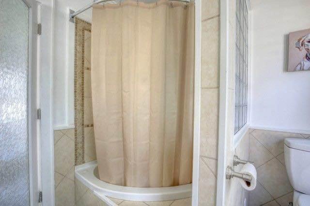 Building Photo - 702 S Market St