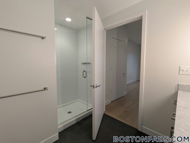 Foto del edificio - 55 Brighton Ave