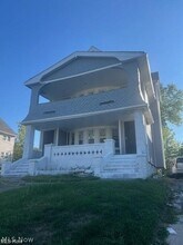 Building Photo - 1842 Colonnade Rd