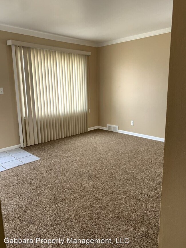 Foto del edificio - 3 br, 1 bath House - 11406 Dodge