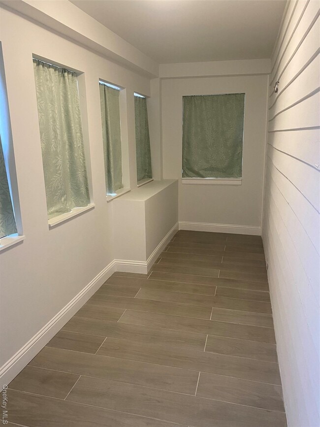 Building Photo - 81 South St