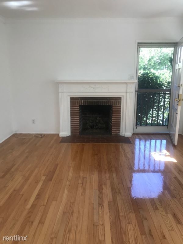 Primary Photo - 2 br, 1 bath Apartment - 1273 1/2 Devon Ave
