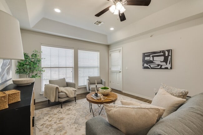 Photo - 3720 N Pennsylvania Ave Apartment