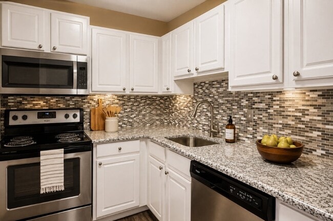 Building Photo - Silver Spring Station Apartment Homes