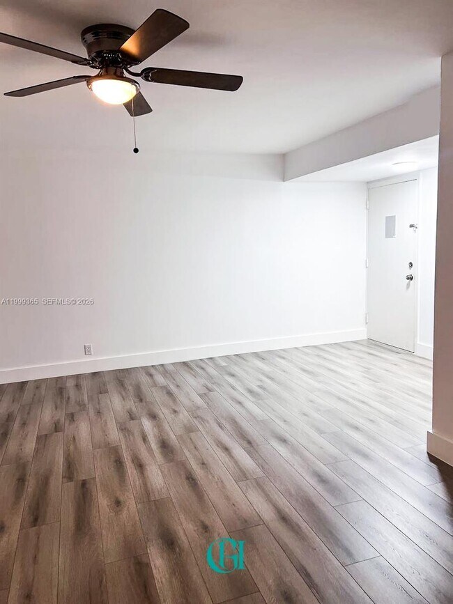 Foto del edificio - 102 SE 10th St