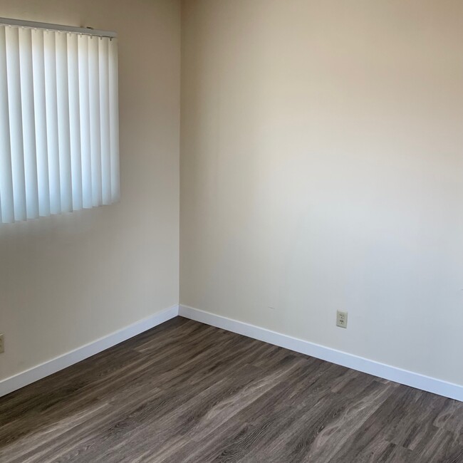 Bedroom - 1216 Garfield Ave