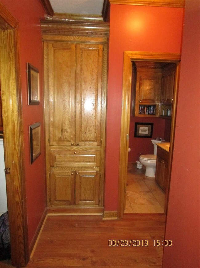 Building Photo - 241 Southwind Dr