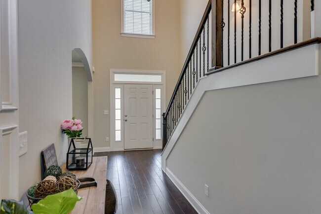 Foto del edificio - 4042 Ellington Dr