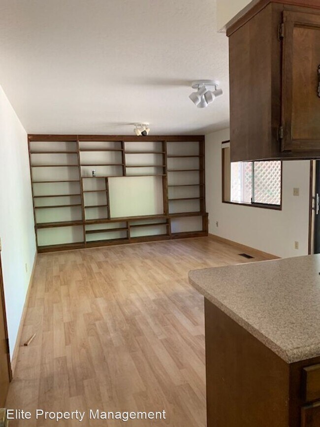 Foto del edificio - 3 br, 2 bath House - 3478 NW Maxine Cirlce