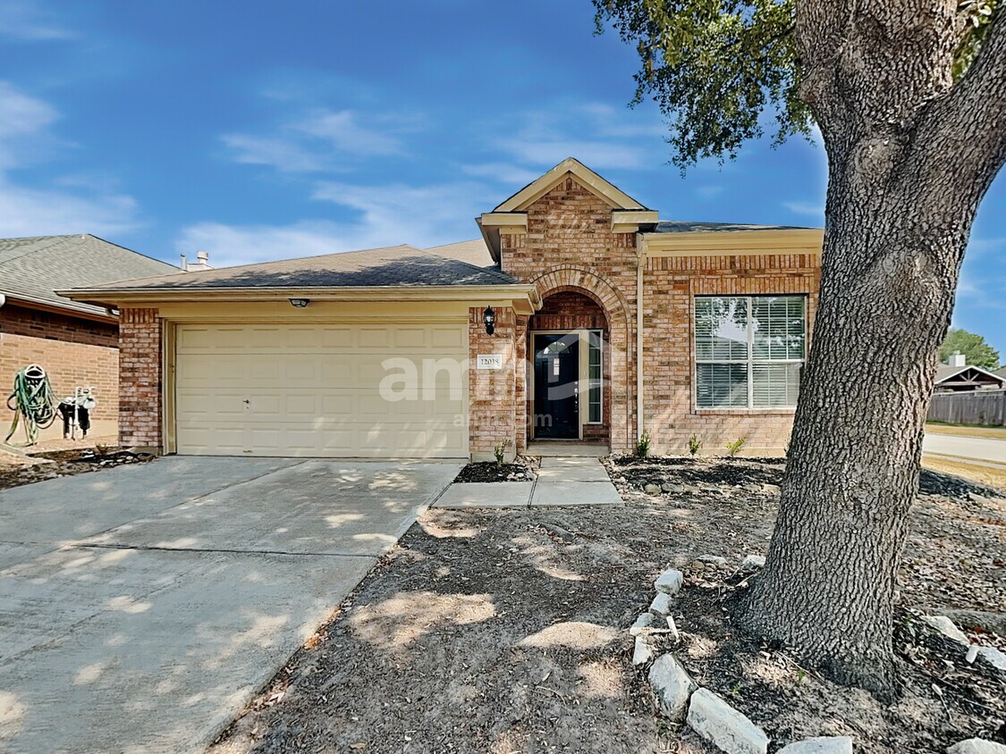 Foto principal - 12038 Lucky Meadow Dr
