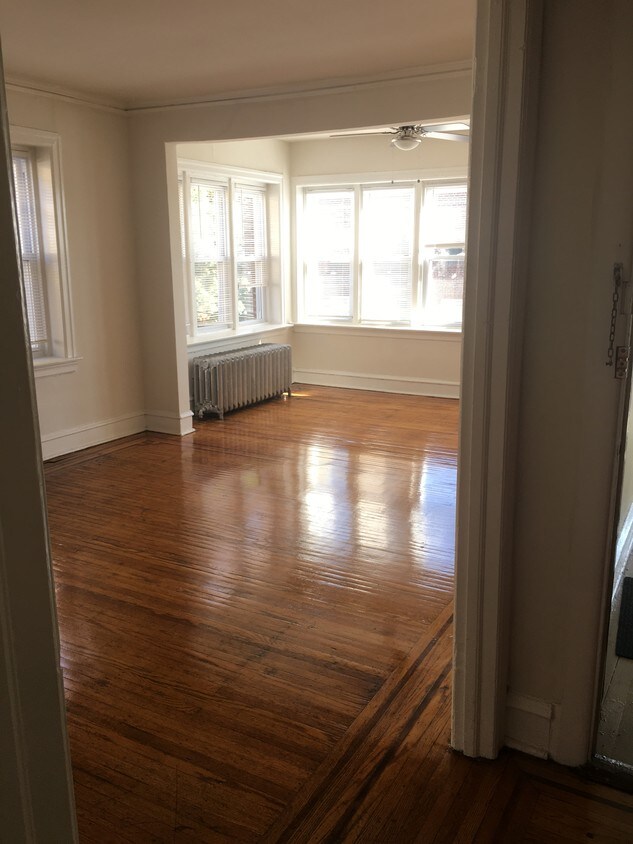 Primary Photo - 314 S 50th St