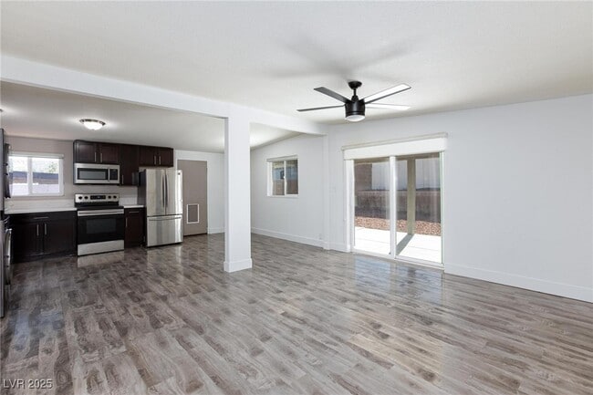 Building Photo - 1915 Balboa Ave