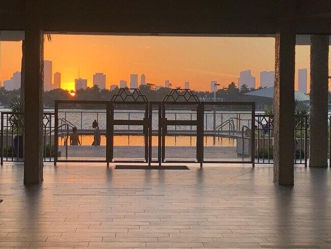 Foto del edificio - 800 West Ave