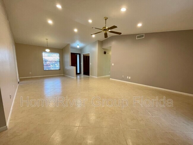 Building Photo - 4808 Hayride Ct