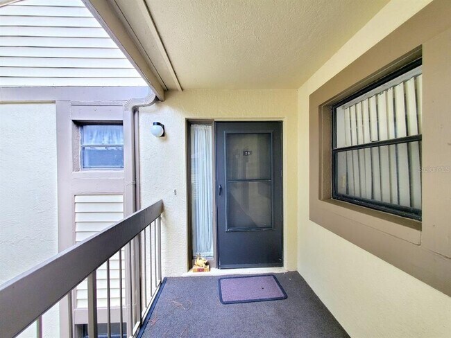 Foto del edificio - 20 Woodlake Pl