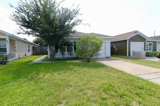 Foto del edificio - 5527 Hamill Ranch Lane