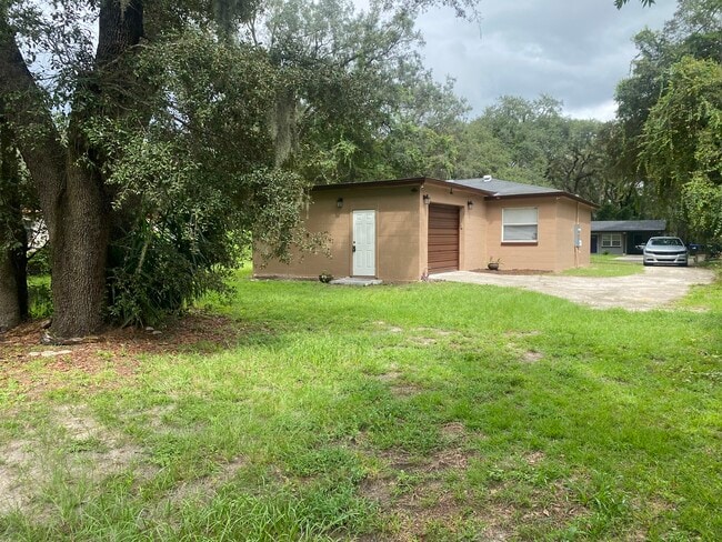 Building Photo - 1608 Long Ln