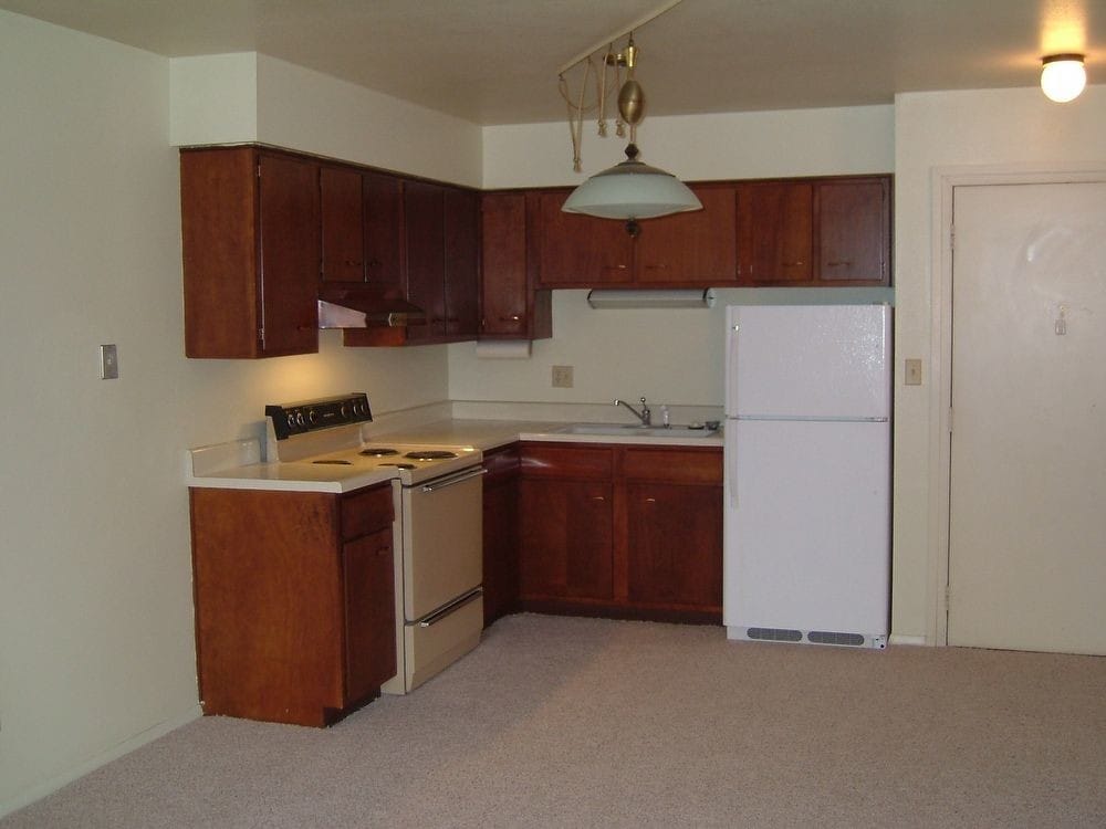 Primary Photo - 441 S Quincy St - 208