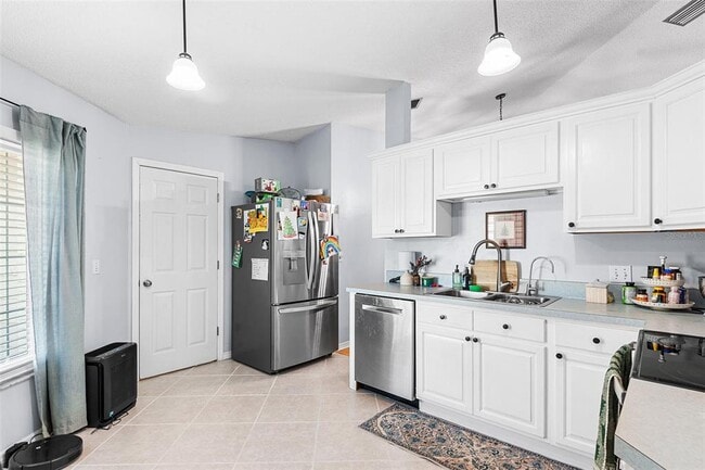 Foto del edificio - 7604 Castle Bay Ct