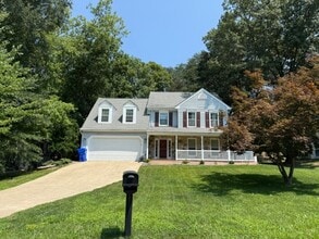Building Photo - 3505 Fox Ridge Rd