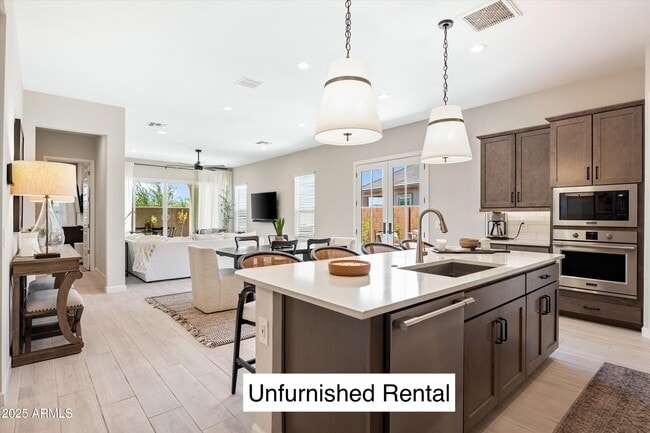 Foto del edificio - 21425 N 59th St