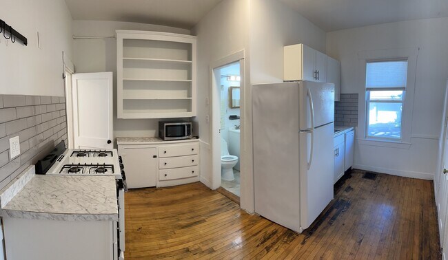 Foto del edificio - 148 Fifth St. Unit 2