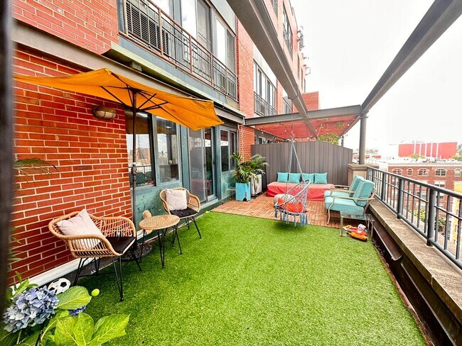 Outdoor Patio - 205 10th St
