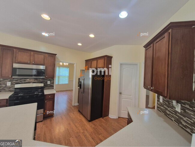 Foto del edificio - 1560 Bramlett Hill Ln SE