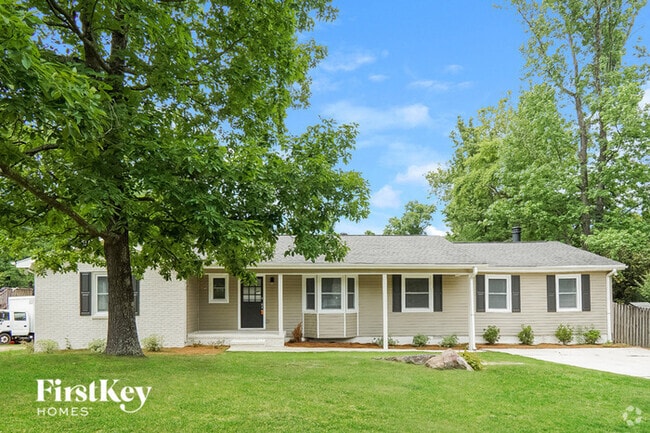 Building Photo - 309 Shenandoah Dr